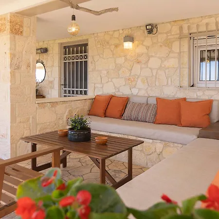 Sea View With Pool